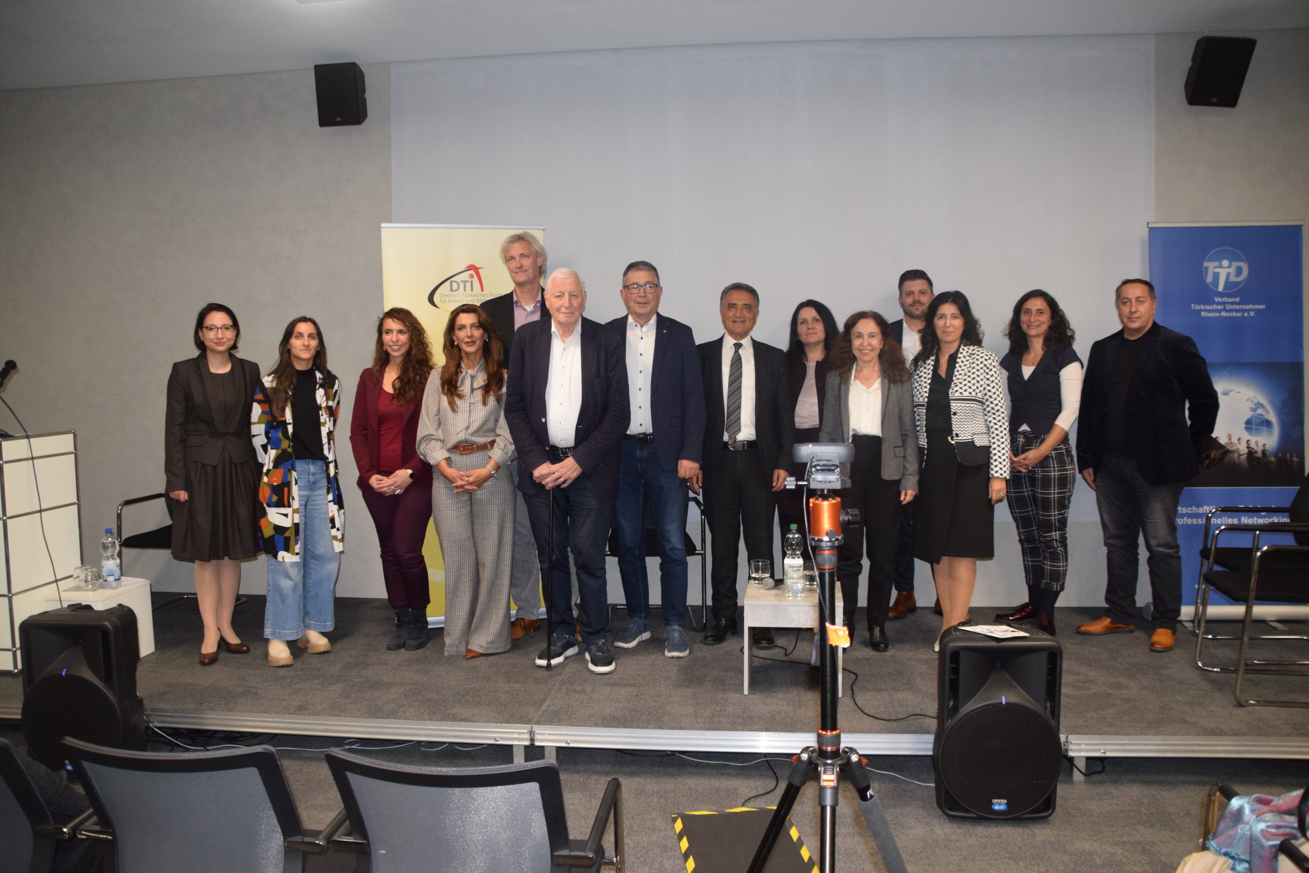 Read more about the article 30 Jahre Türkischer Unternehmerverband Rhein-Neckar e.V.Migrantisches Unternehmertum als Motor der Wirtschaft