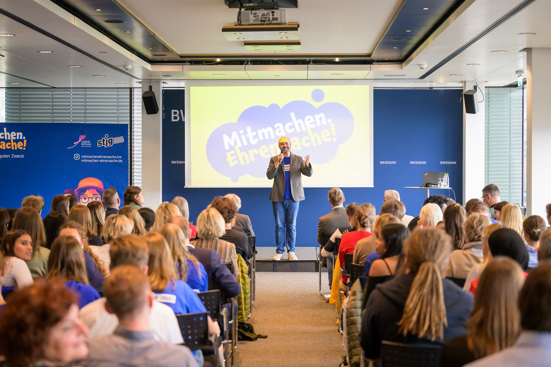 Read more about the article Mitmachen Ehrensache: 25 Jahre Engagement, das verbindet